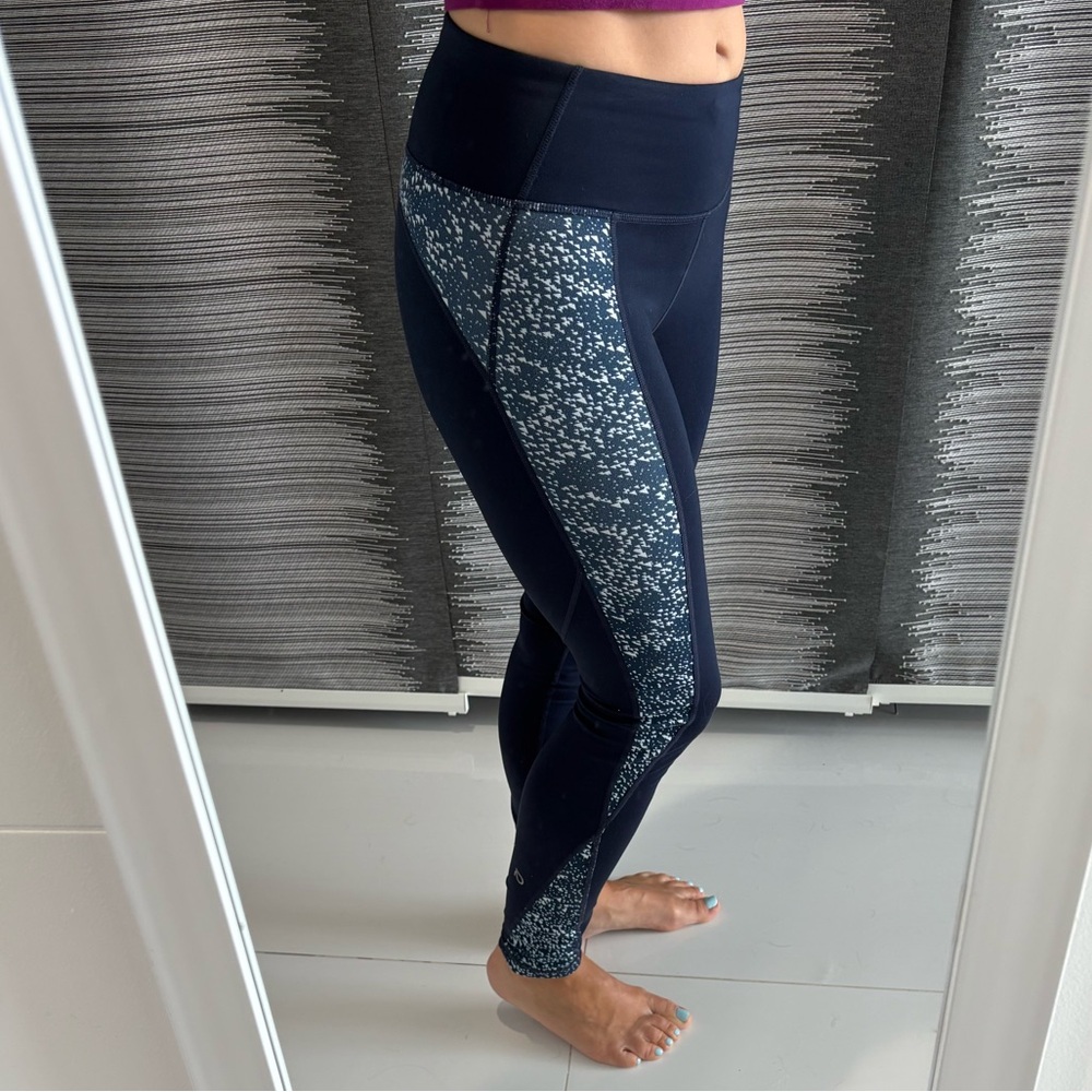 GAP Blue Leggings with Abstract Pattern